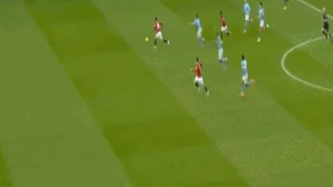 “焦点汇聚！摩根赞不绝口，萨拉赫赛后激情言辞引关注，独家专访即将揭晓！”